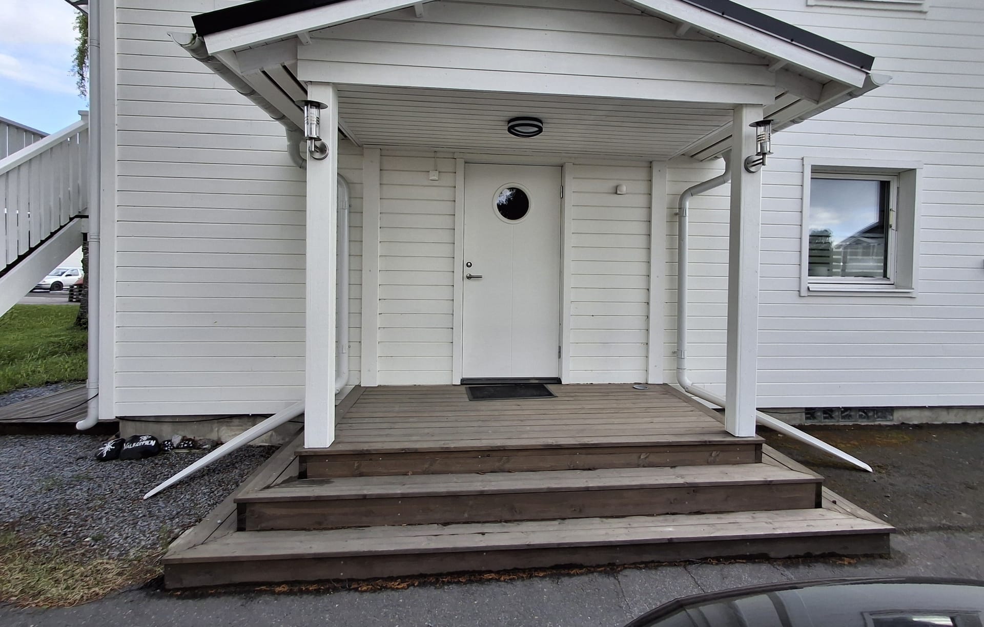 5-room house in Södra Sunderbyn, Sunderbyvägen - image 1