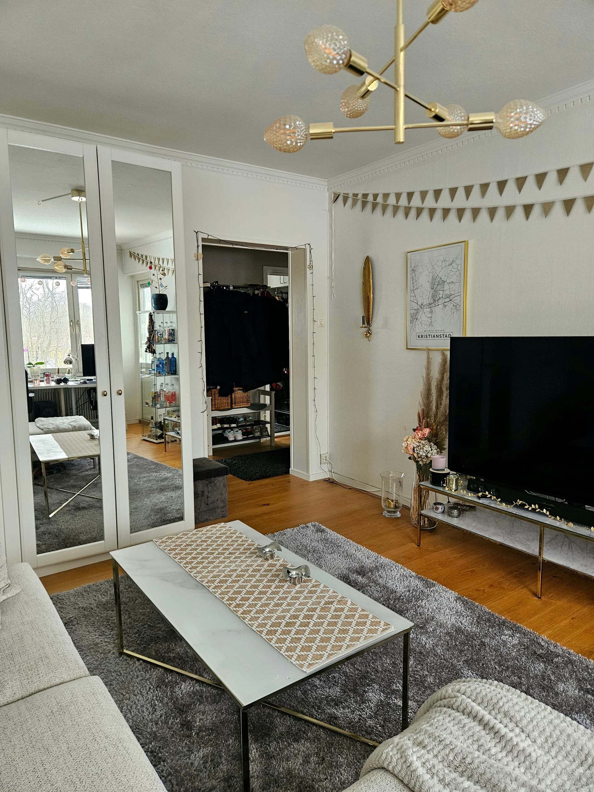 2.5-room apartment in Göteborg, Golvläggaregatan - image 2
